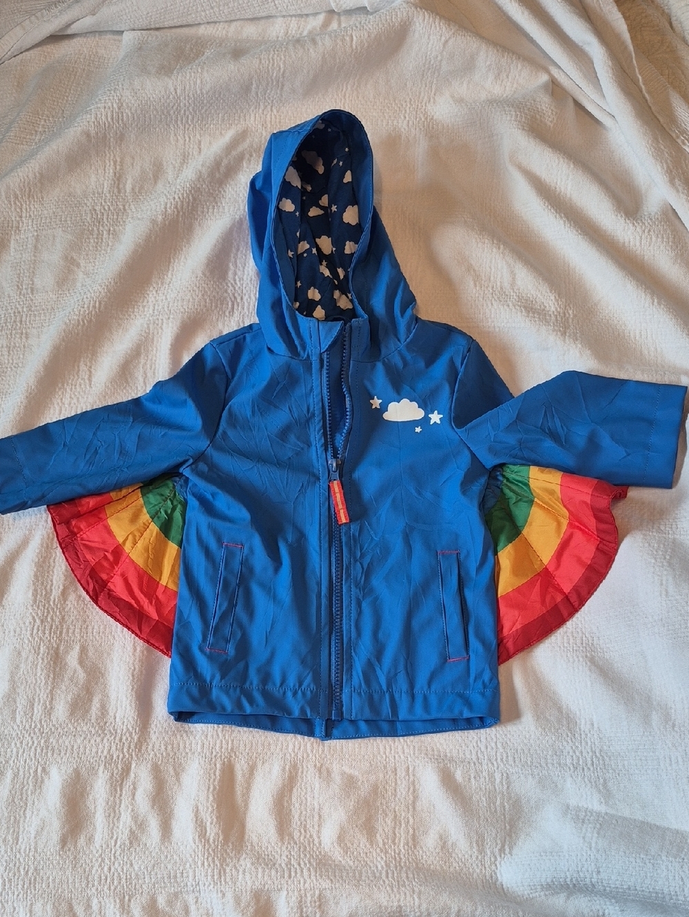 Cat & Jack 12 months raincoat blue with rainbow underarm rainbows EUC